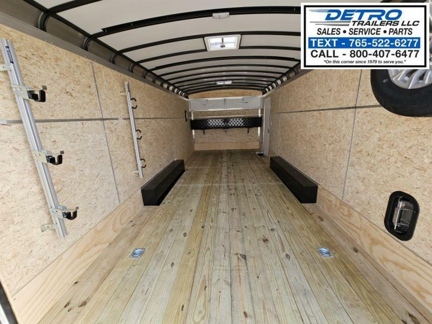 New 2024 Sure-Trac 8.5' x 20' 10K Landscape Pro Round Top Ramp Door Enclosed Cargo Trailer w/ Upper Cabinet
