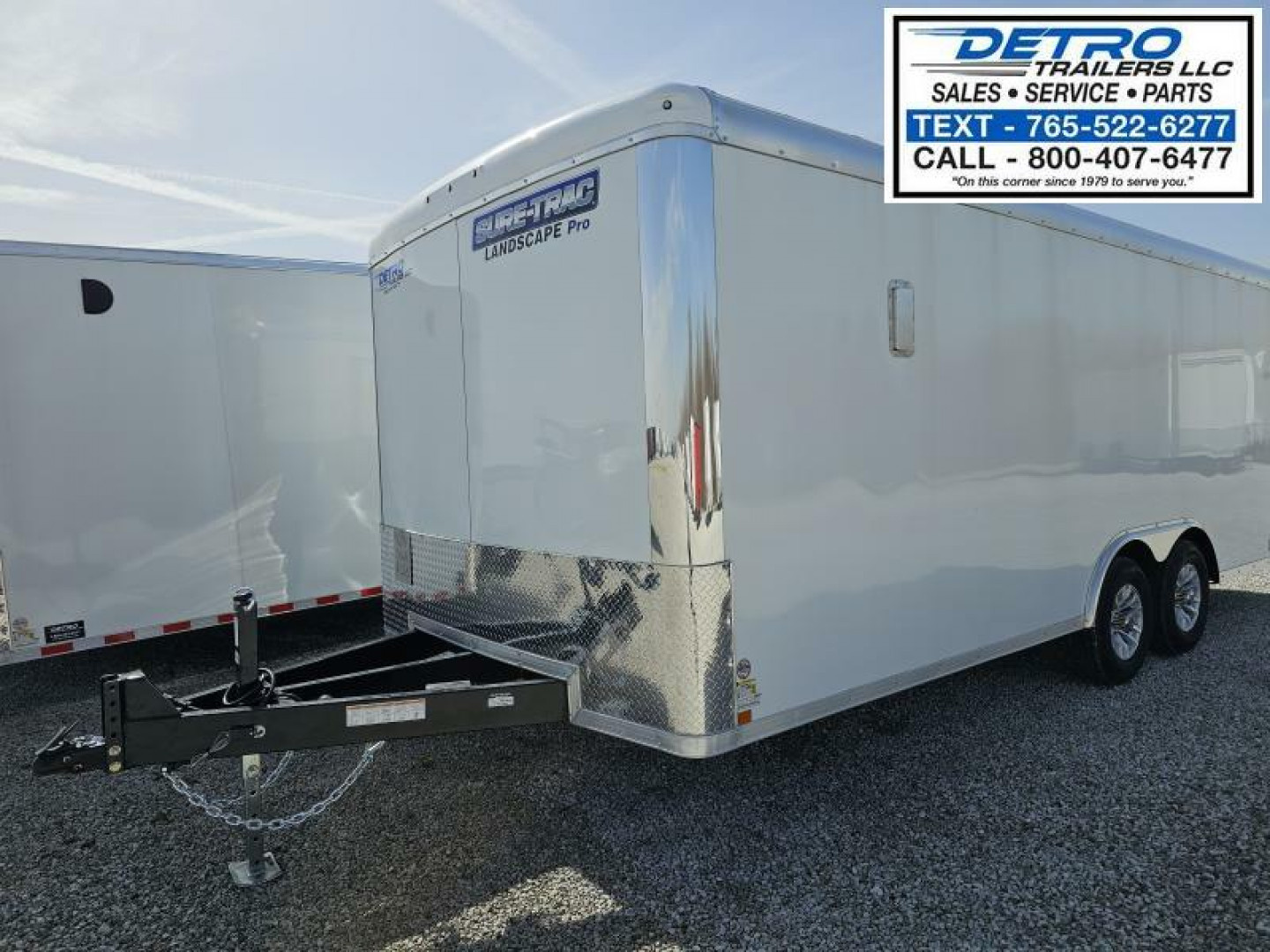 New 2024 Sure-Trac 8.5' x 20' 10K Landscape Pro Round Top Ramp Door Enclosed Cargo Trailer w/ Upper Cabinet