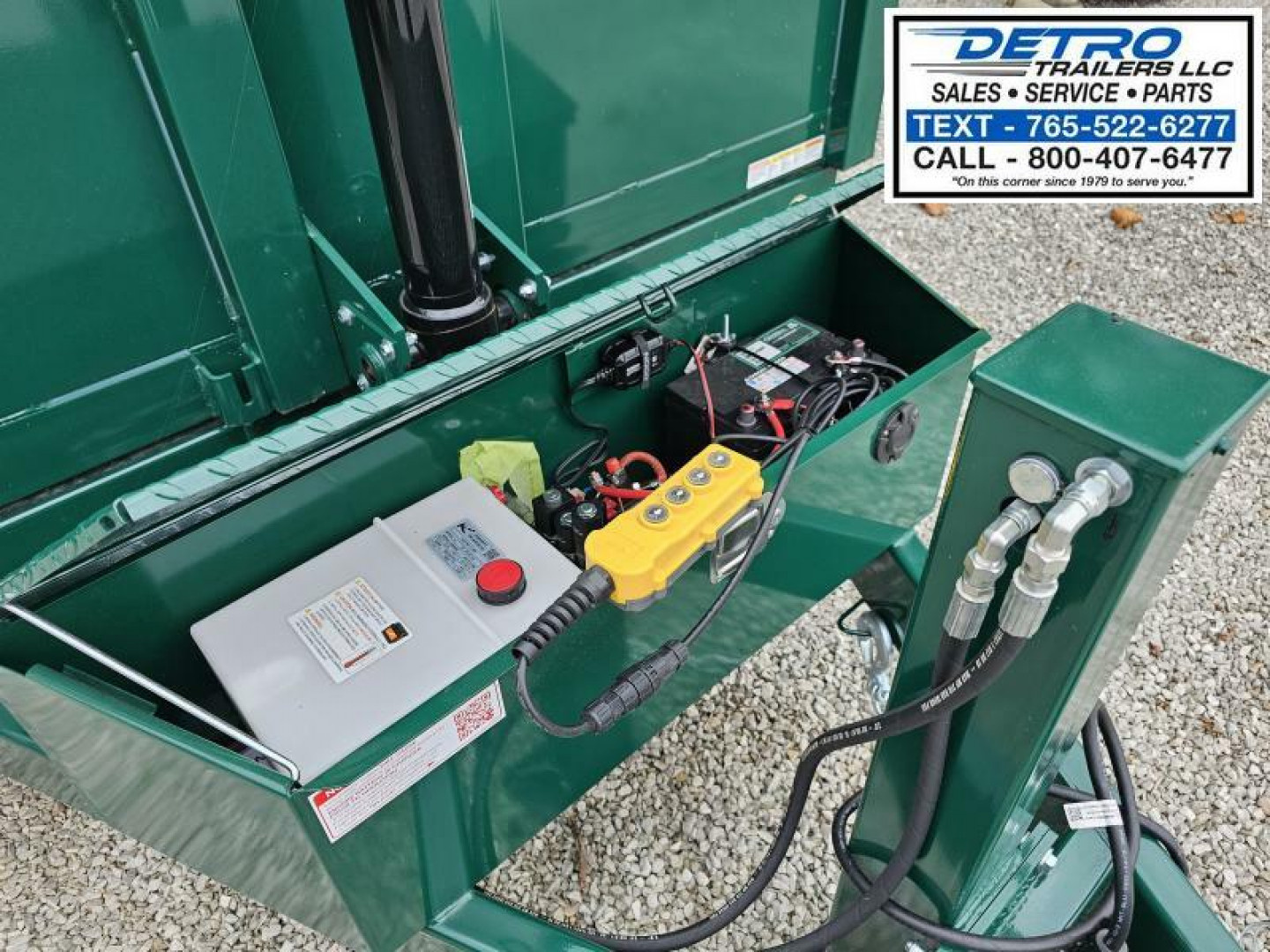 New 2024 Sure-Trac FOREST GREEN 82" x 14' 14K Telescopic HD Low Profile Dump Trailer w/ Hydraulic Jack