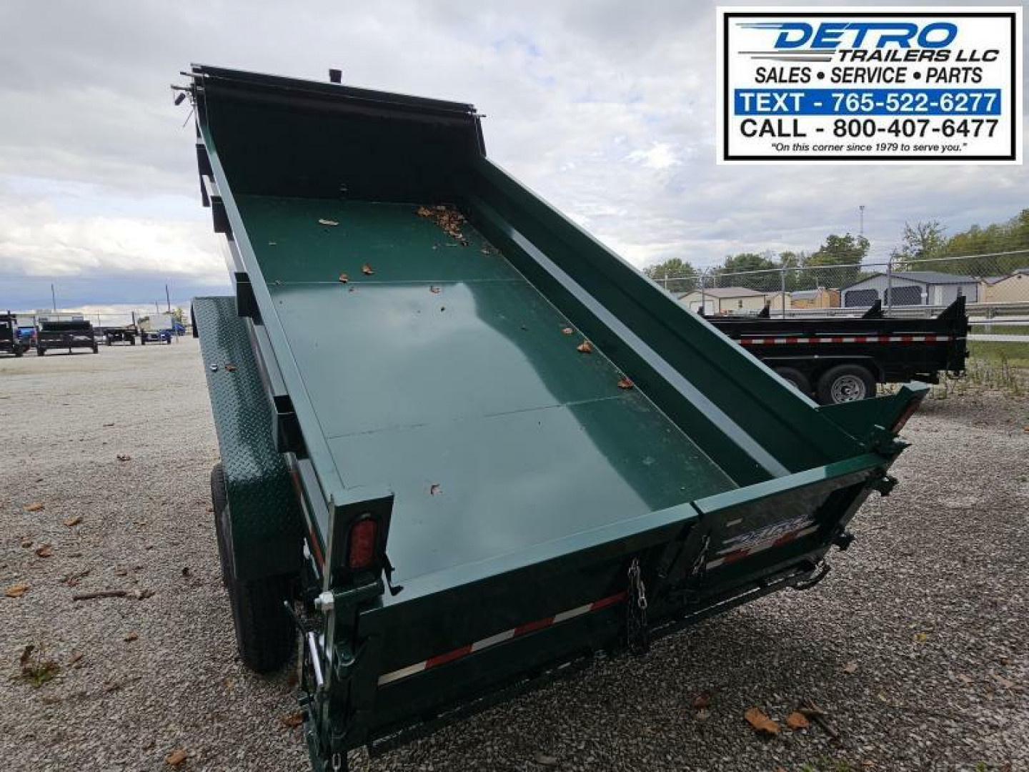 New 2024 Sure-Trac FOREST GREEN 82" x 14' 14K Telescopic HD Low Profile Dump Trailer w/ Hydraulic Jack