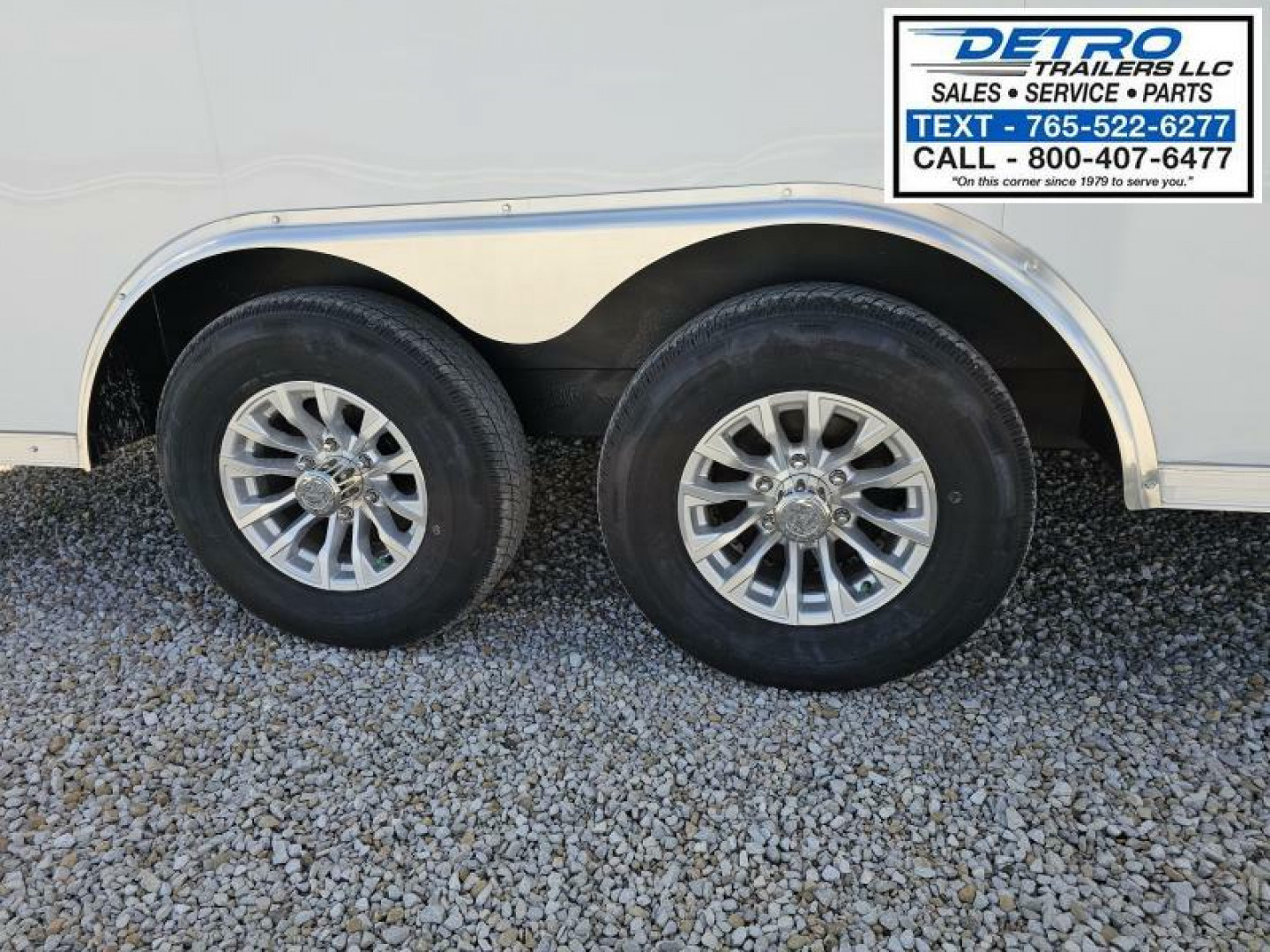 New 2024 Sure-Trac 8.5' x 18' 10K Landscape Pro Round Top Enclosed Cargo Trailer