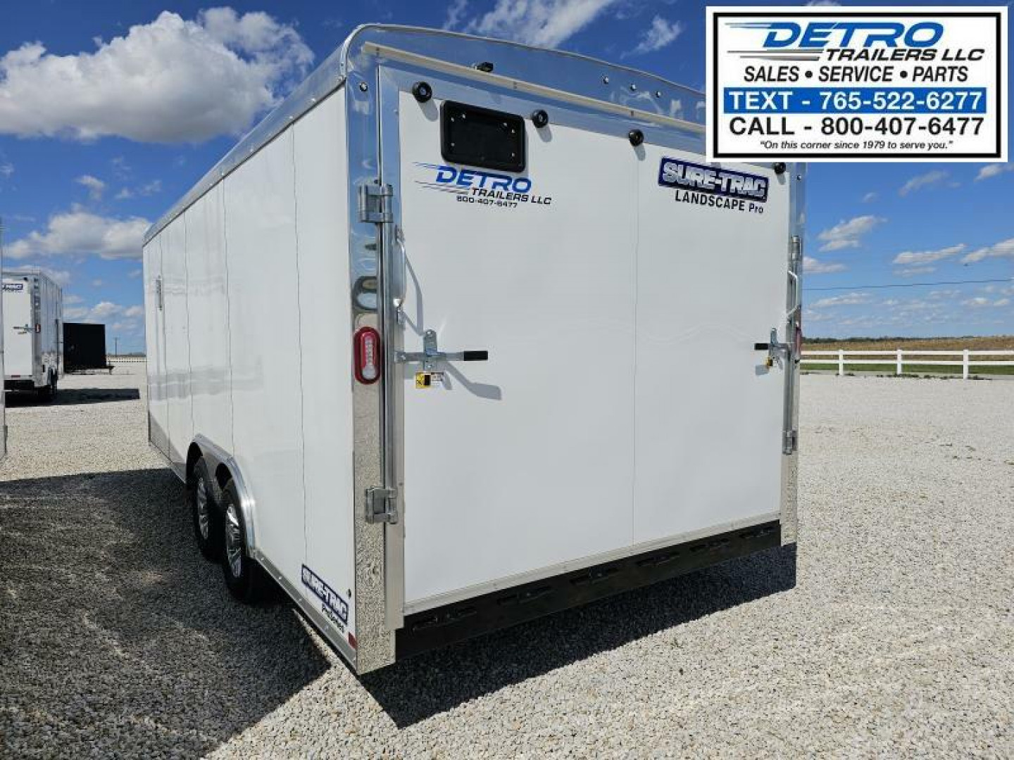 New 2024 Sure-Trac 8.5' x 18' 10K Landscape Pro Round Top Enclosed Cargo Trailer