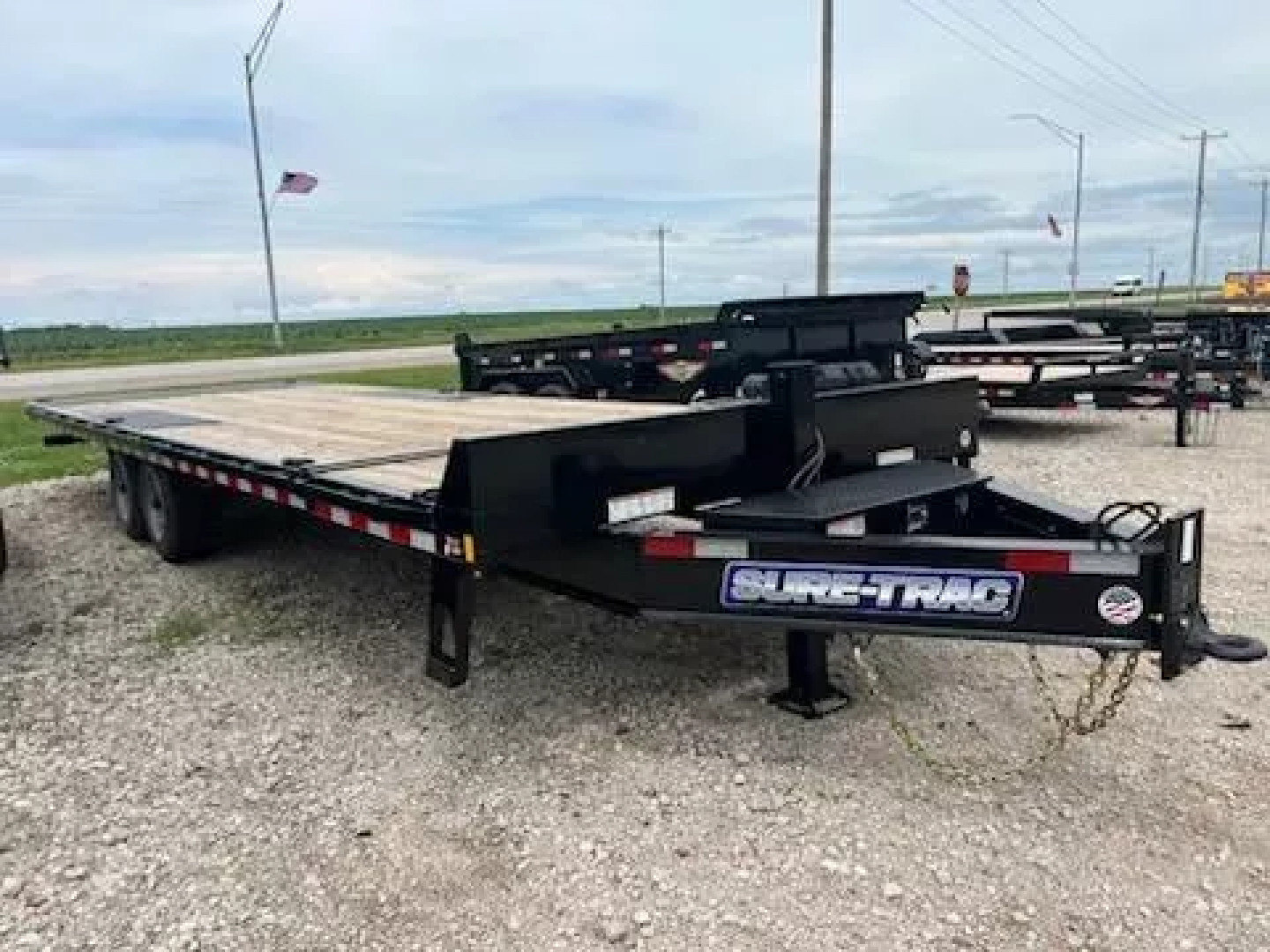 Used 2025 Sure-Trac 8.5 x 22+4 Heavy Duty Power Tilt Deckover Trailer  17.6k