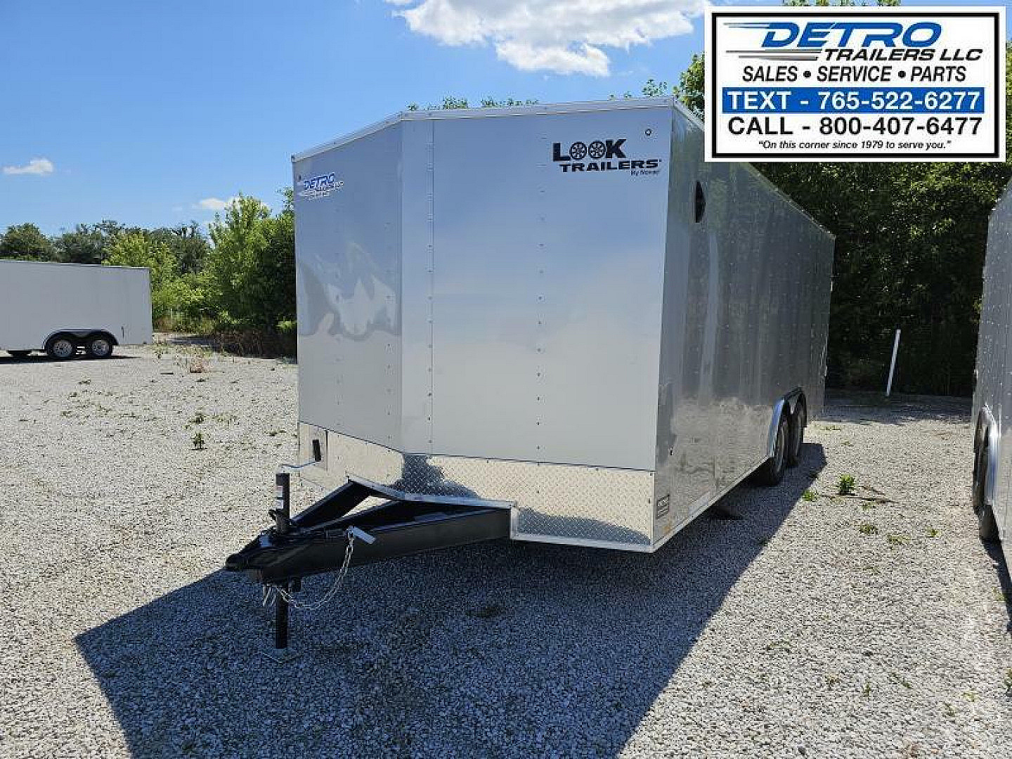 New 2024 Look Trailers ST DLX 8.5' x 20' 7K V-nose Enclosed Car Hauler Trailer K10220STSVCH-070
