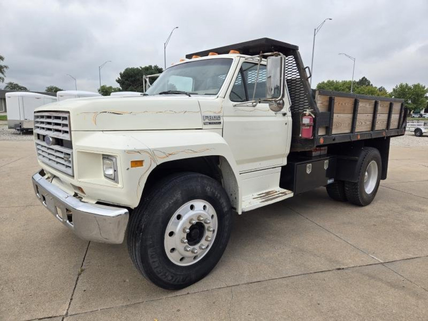 Used 1988 Ford F800 Dump Truck