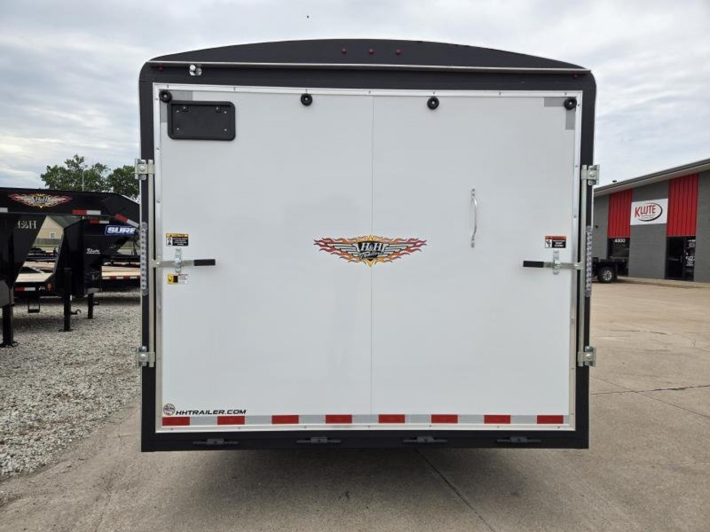 New 2027 H&H Trailers 8.5x24 HH Series Round Top V-Nose Enclosed Car Hauler Trailer 14K Cargo / Enclosed Trailer