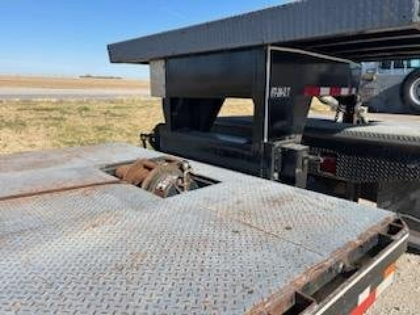 Used 2000 International 4700 Truck