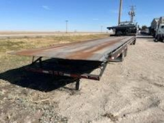 Used 2000 International 4700 Truck