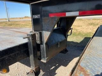 Used 2000 International 4700 Truck