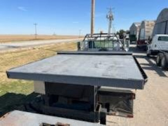 Used 2000 International 4700 Truck