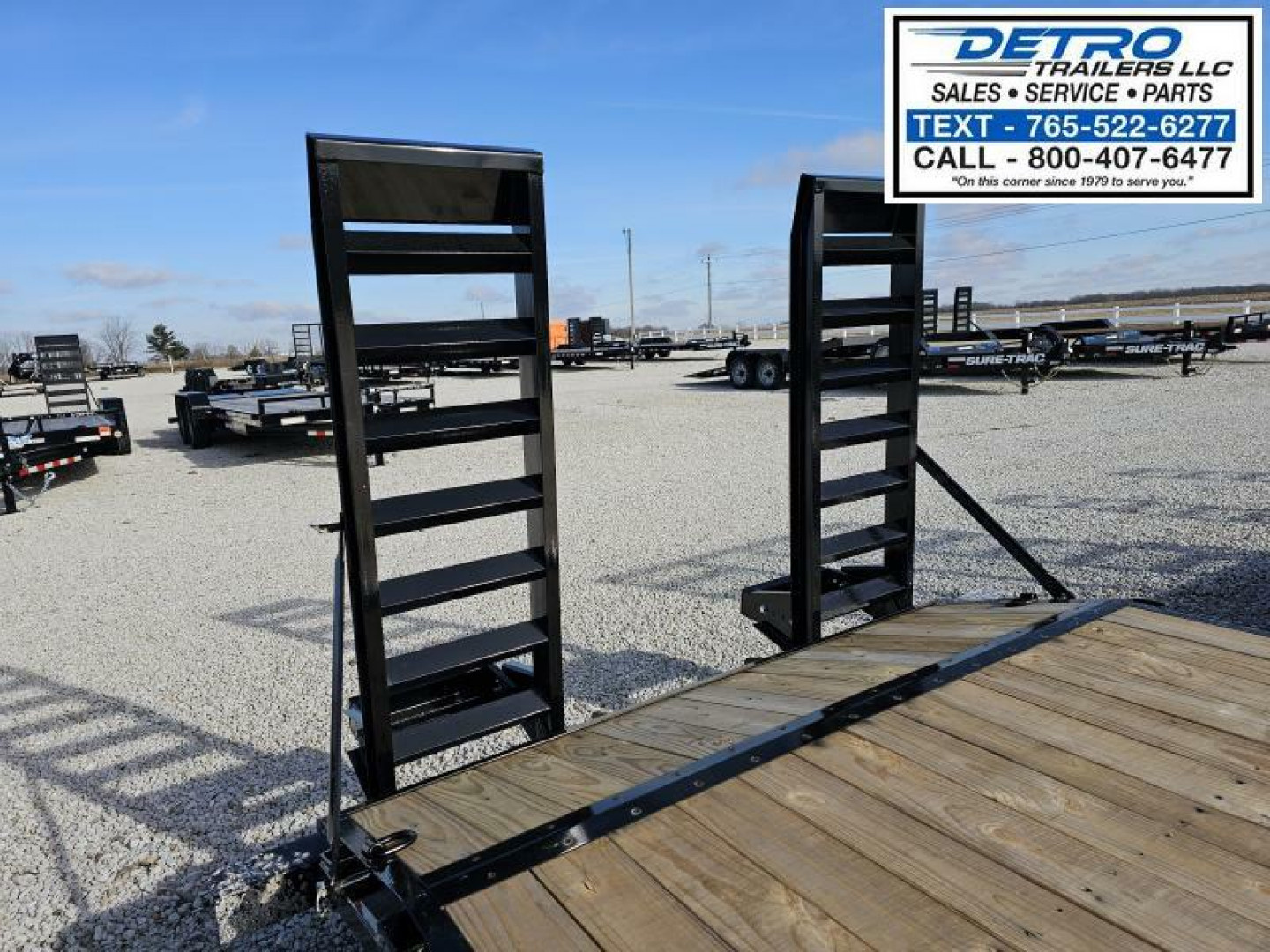 New 2025 Sure-Trac 7' x 20' (18+2) 14K Equipment Trailer