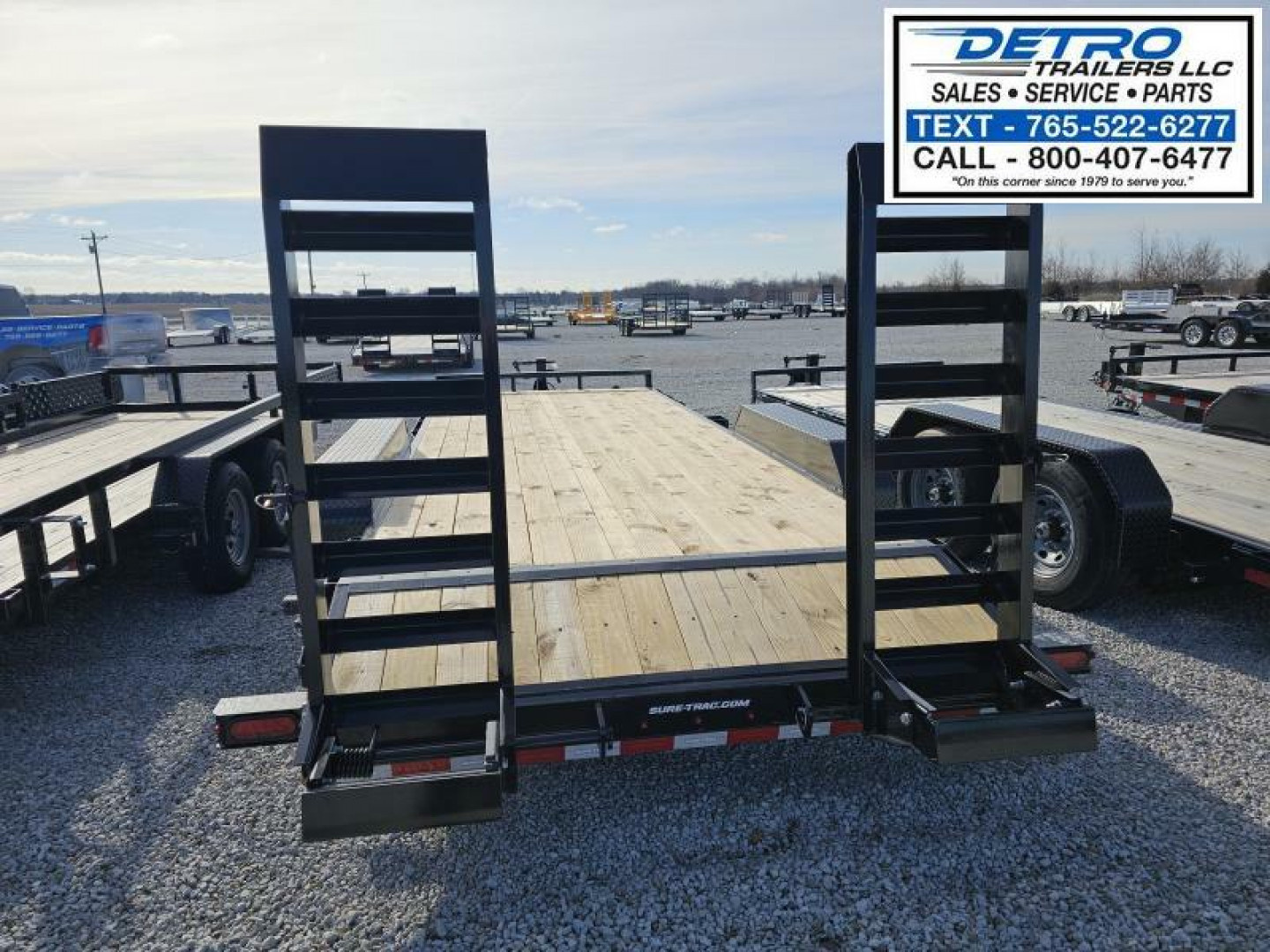 New 2025 Sure-Trac 7' x 20' (18+2) 14K Equipment Trailer