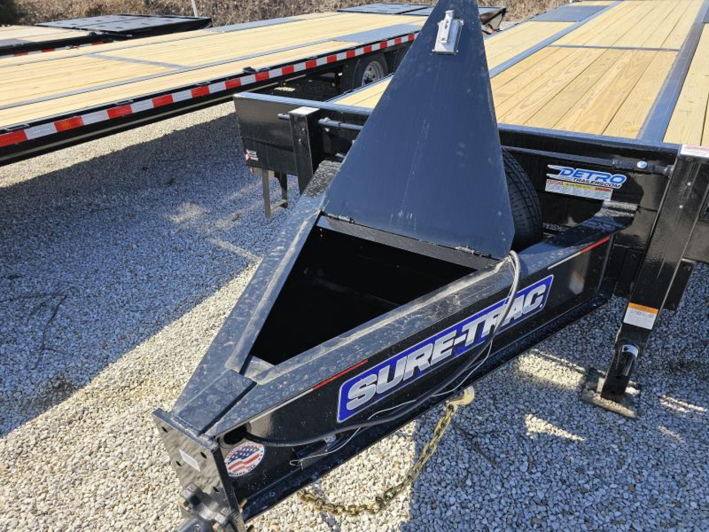 New 2025 Sure-Trac 102" x 30' (25+5) 22.5K HD Low Profile Beavertail Deckover Trailer