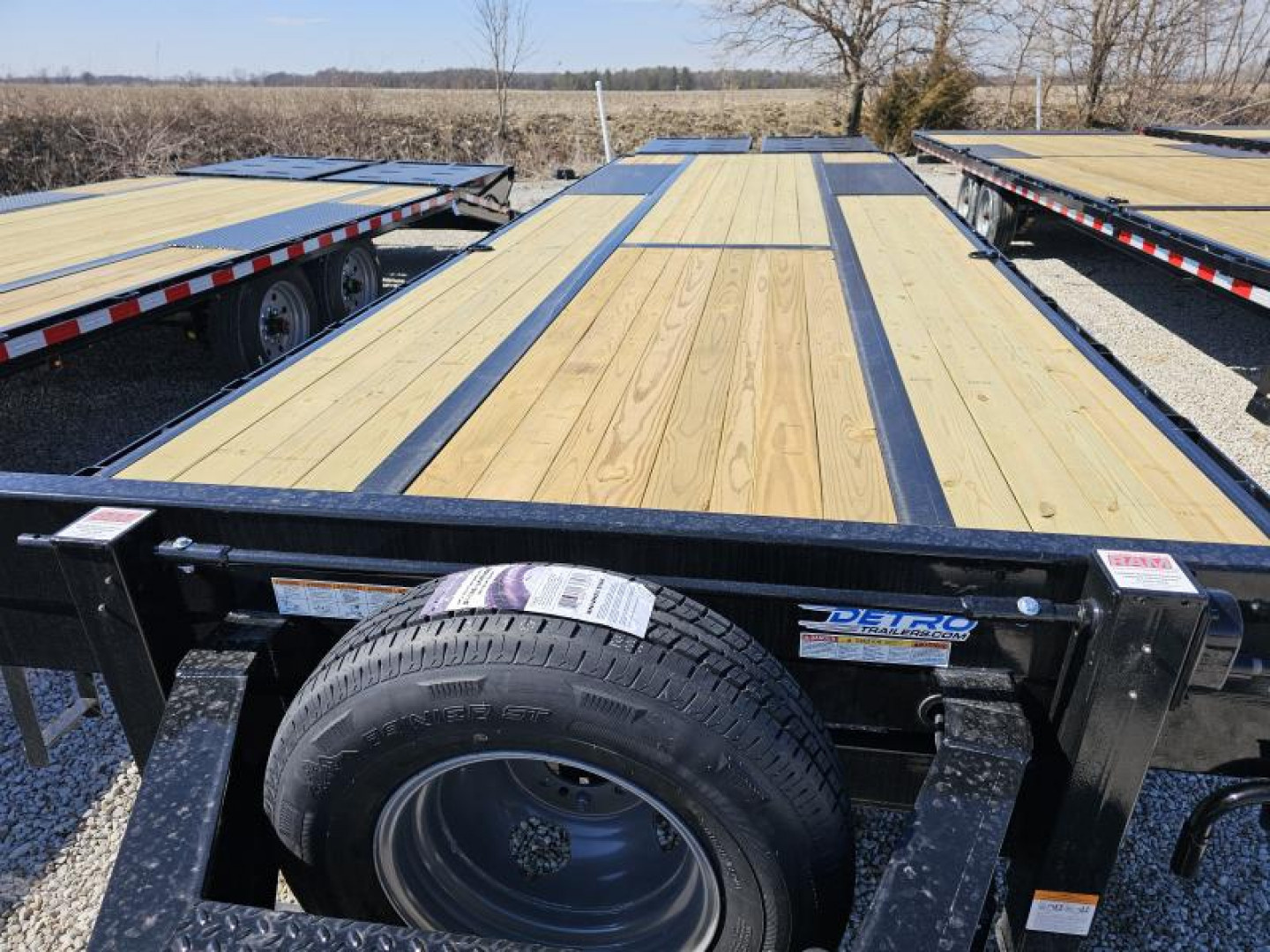 New 2025 Sure-Trac 102" x 30' (25+5) 22.5K HD Low Profile Beavertail Deckover Trailer