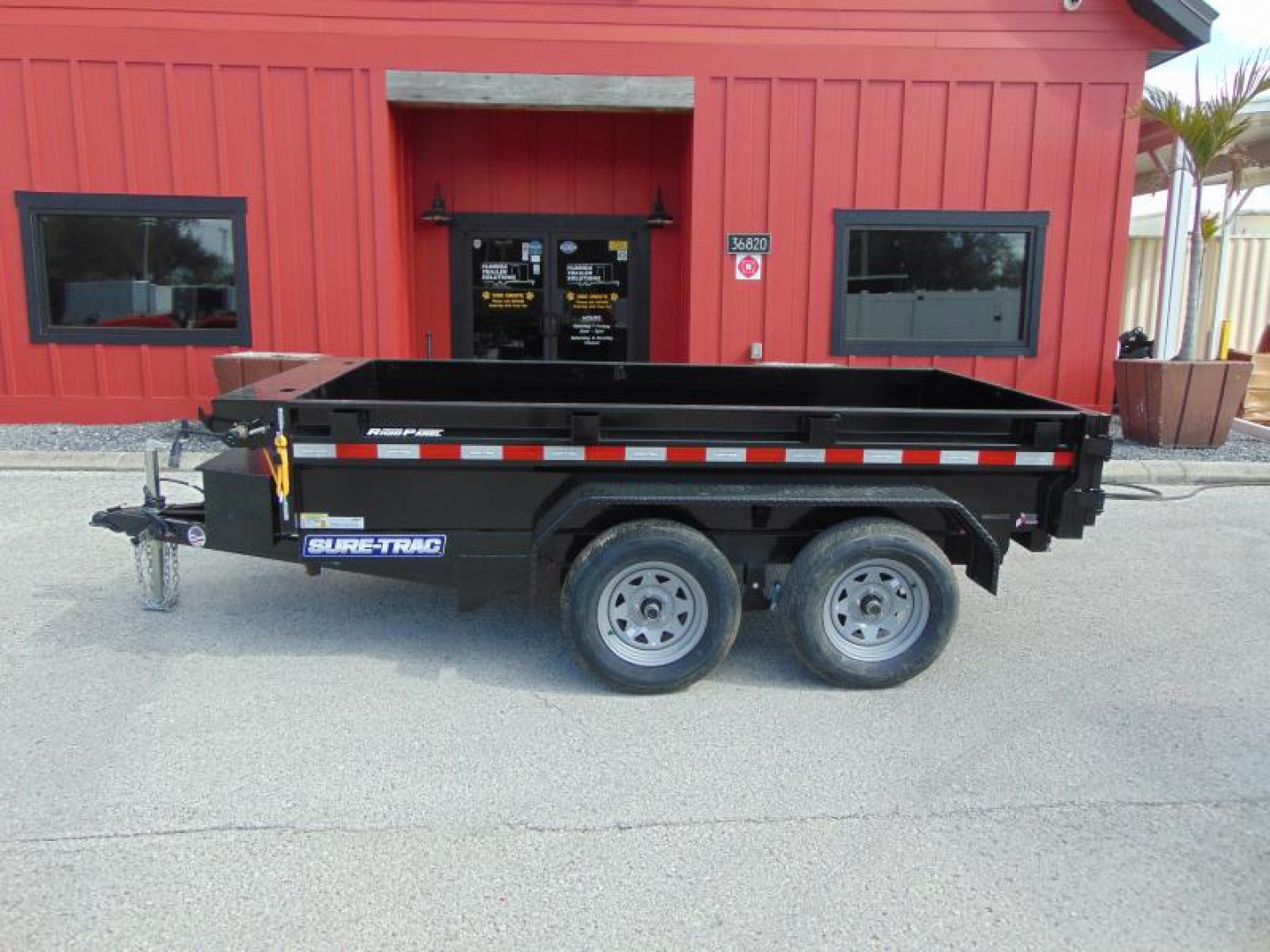 New Sure-Trac 5X10 Low Profile 7k Single Ram Dump Trailer
