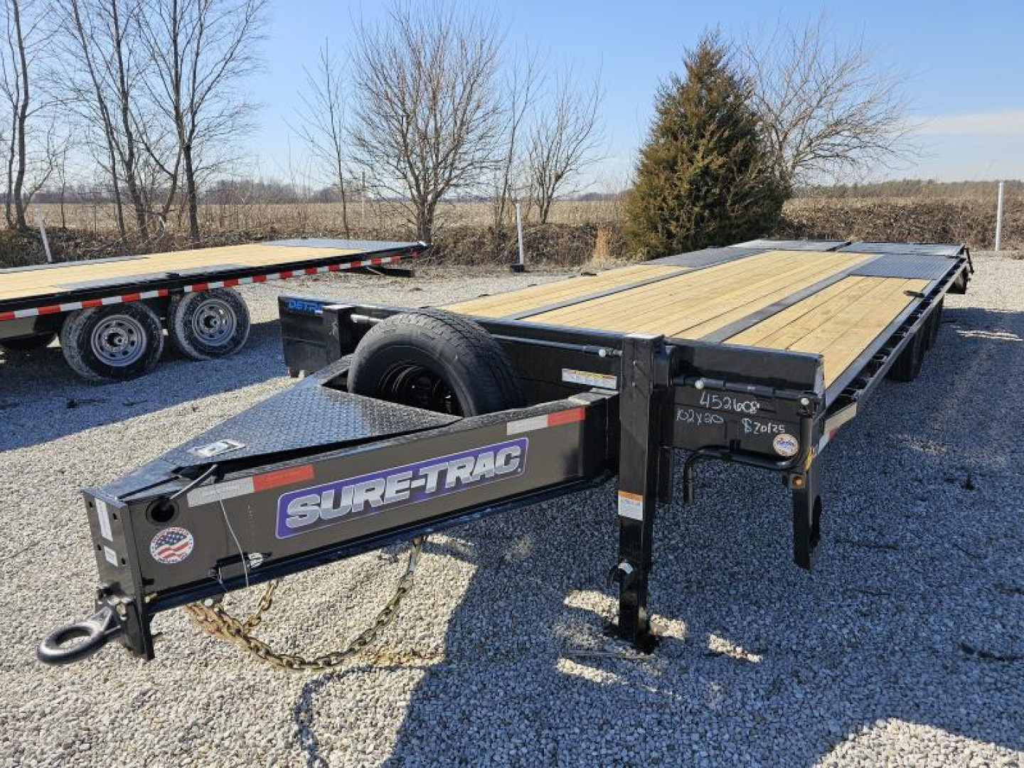New 2025 Sure-Trac 102" x 25' (20+5) 25.9K HD Low Profile Beavertail Deckover Trailer