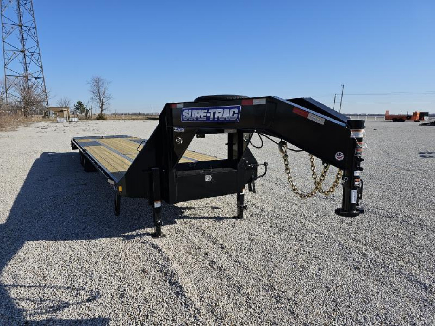 New 2025 Sure-Trac 102" x 35' (30+5) 25.9K HD Gooseneck Low Profile Beavertail Deckover Trailer