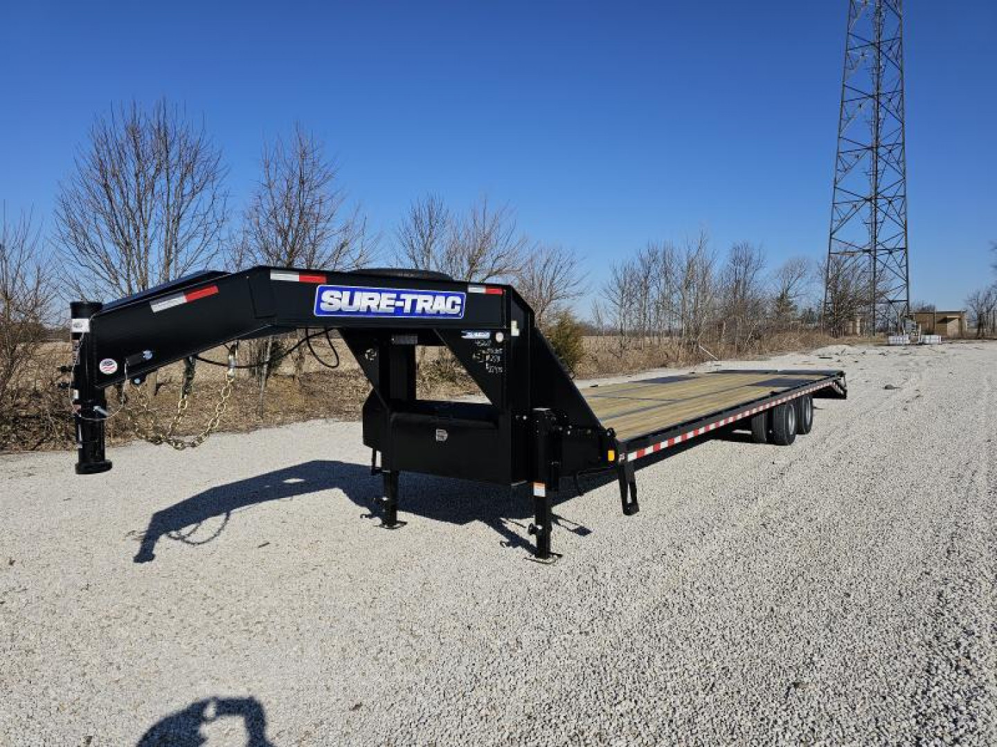 New 2025 Sure-Trac 102" x 35' (30+5) 25.9K HD Gooseneck Low Profile Beavertail Deckover Trailer