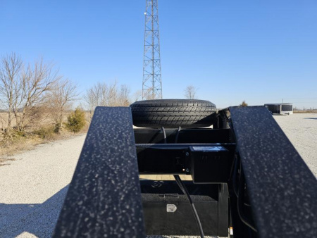 New 2025 Sure-Trac 102" x 35' (30+5) 25.9K HD Gooseneck Low Profile Beavertail Deckover Trailer