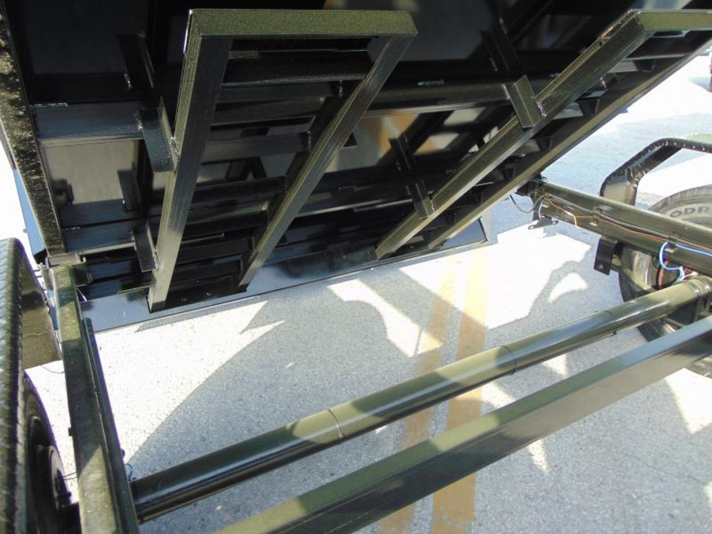 New 2025 Triple Crown Trailers 7X14 XD 16K  Low Side Telescopic Dump Trailer