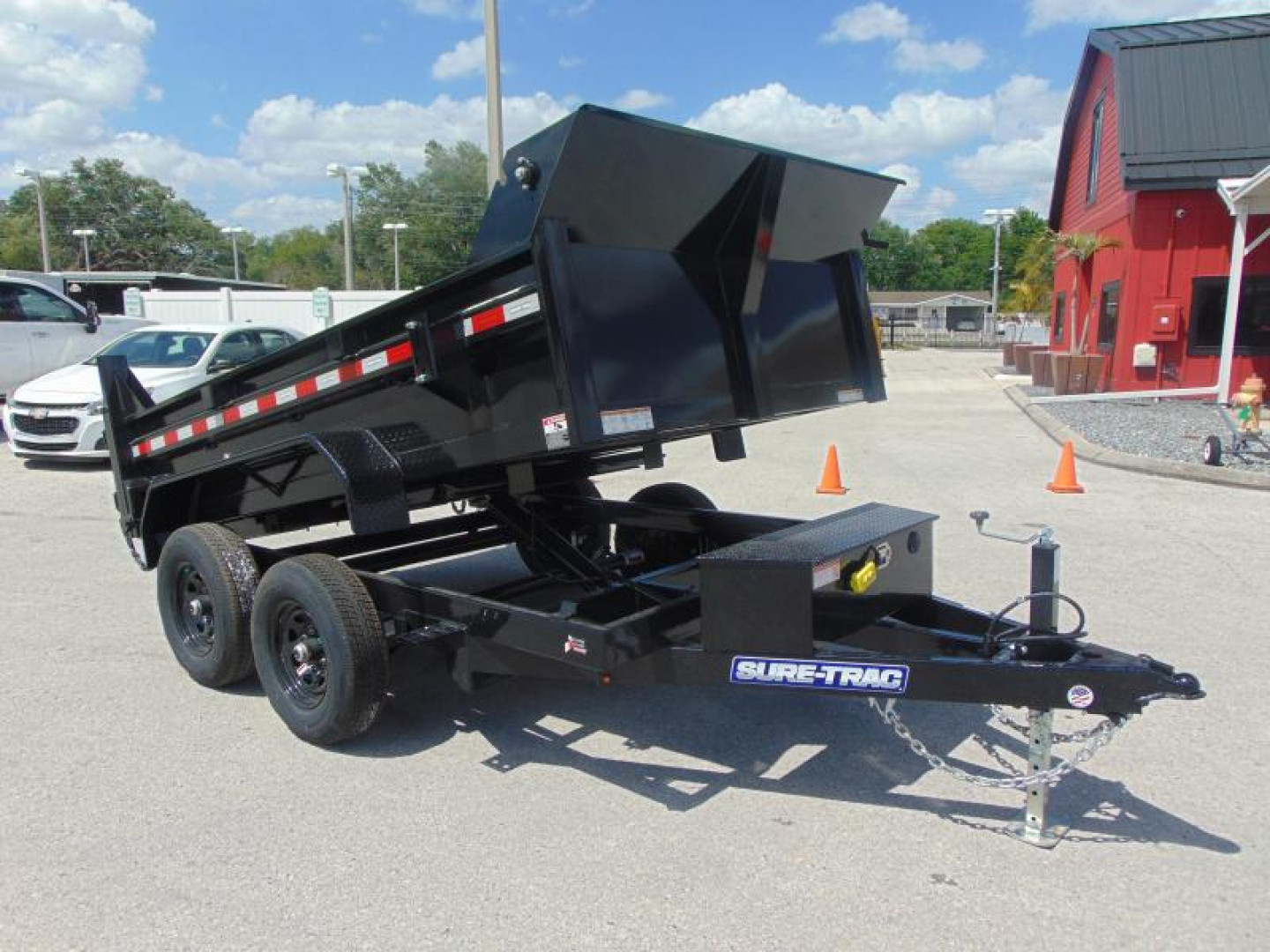 New Sure-Trac 6X10 10K Single Ram Dump Trailer
