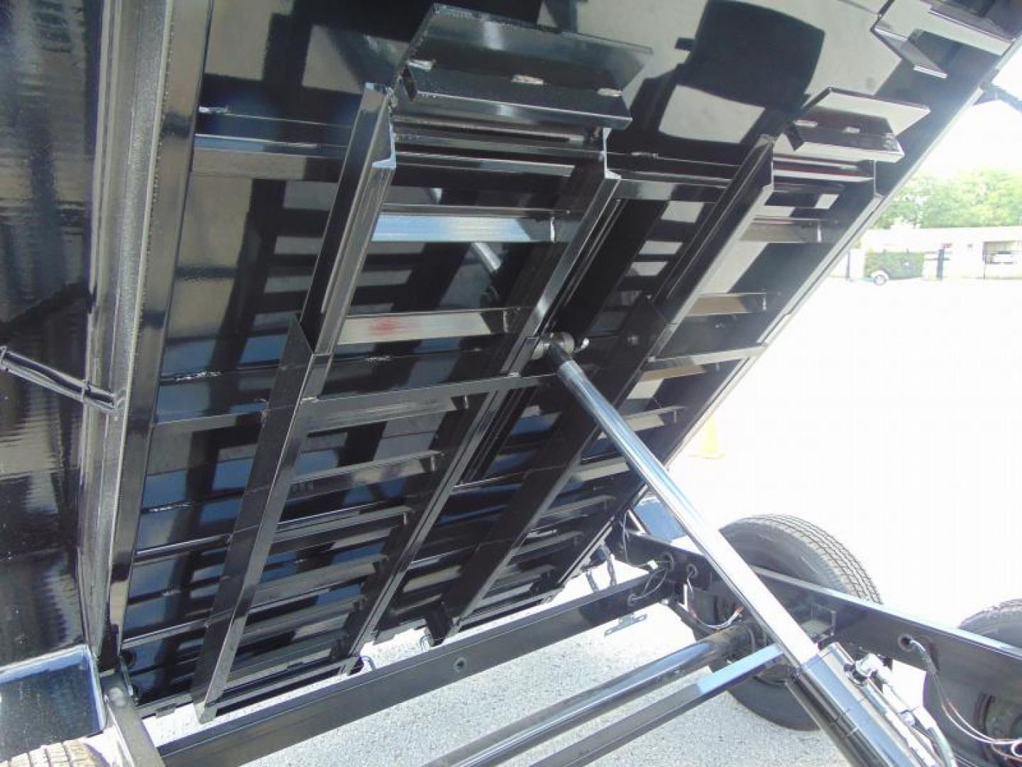 New Sure-Trac 6X10 10K Single Ram Dump Trailer