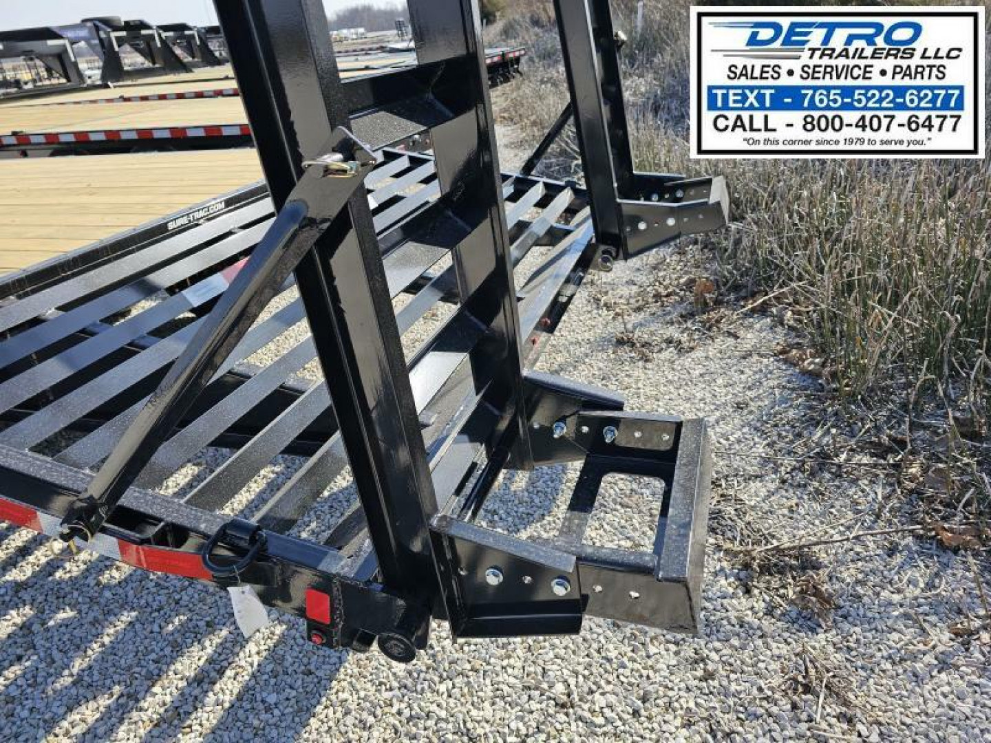 New 2025 Sure-Trac 102" x 24' (20+4) 15K Std Duty Gooseneck Beavertail Deckover Trailer