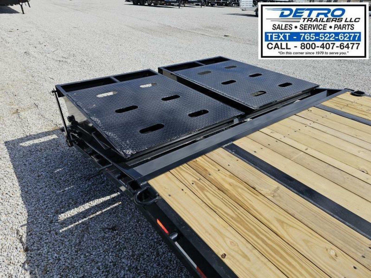 New 2025 Sure-Trac 102" x 40' (35+5) 30K HD Gooseneck Low Profile Beavertail Deckover Trailer