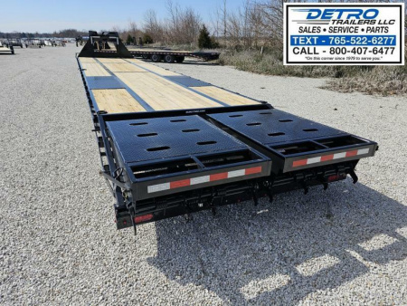 New 2025 Sure-Trac 102" x 40' (35+5) 30K HD Gooseneck Low Profile Beavertail Deckover Trailer