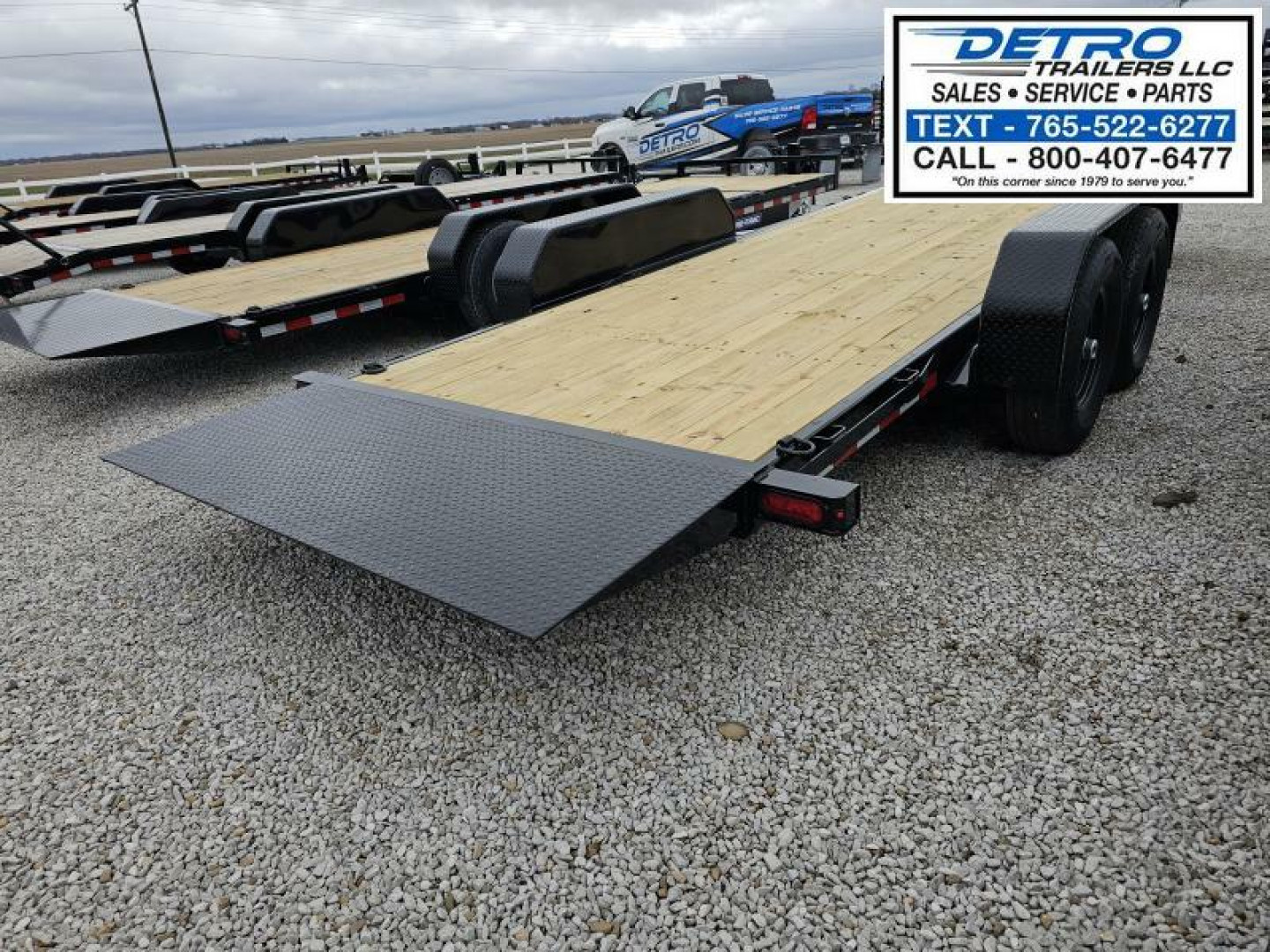 New 2025 Sure-Trac 7' x 22' (18+4) 14K Tilt Bed Equipment Trailer