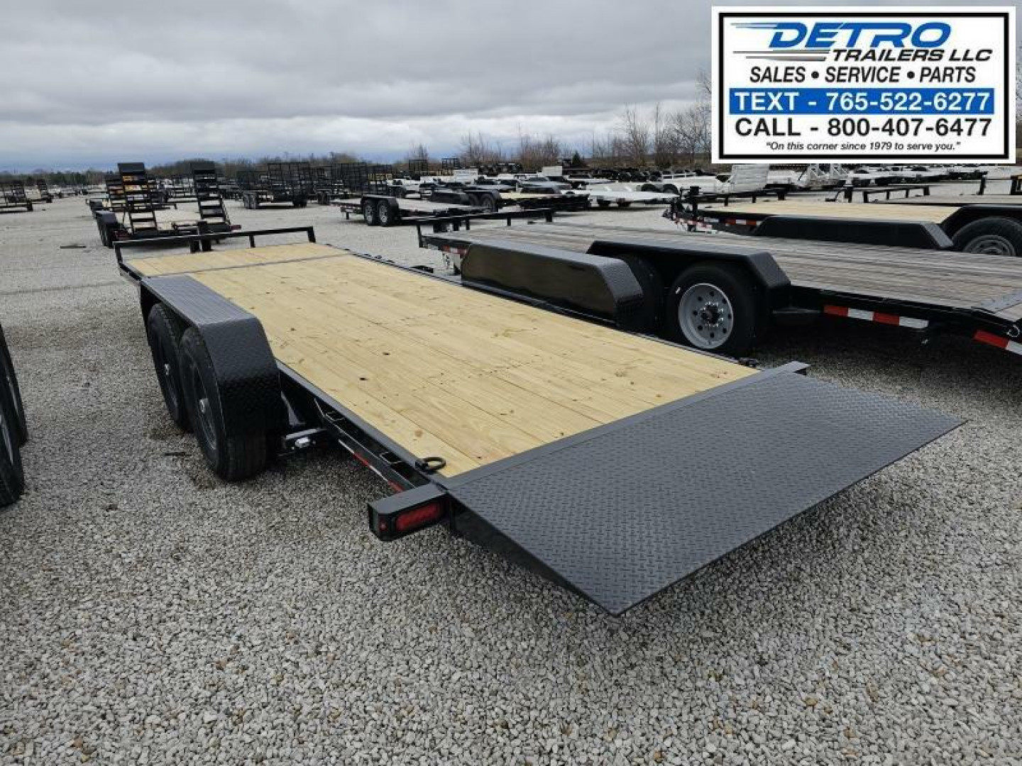 New 2025 Sure-Trac 7' x 22' (18+4) 14K Tilt Bed Equipment Trailer