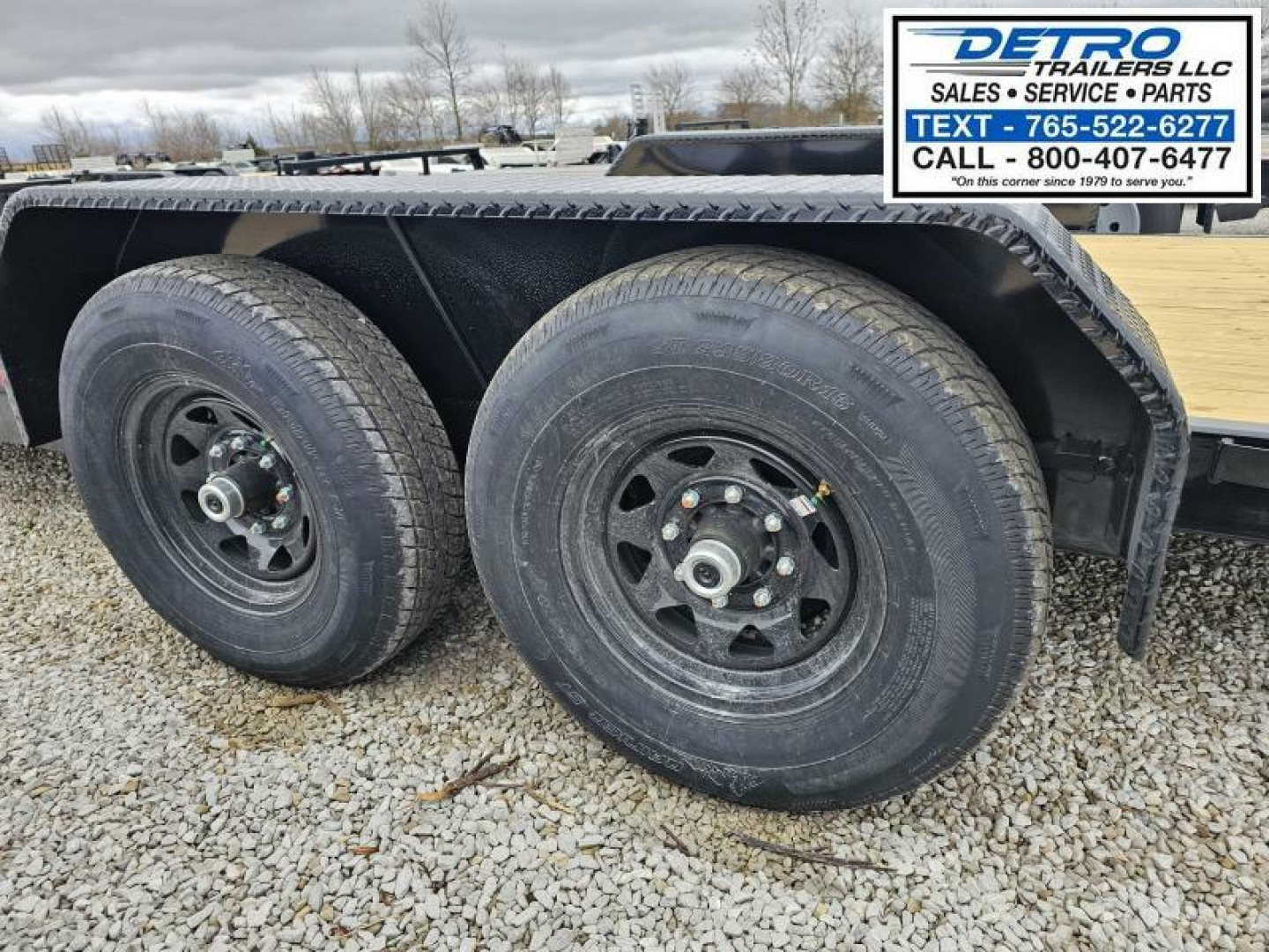 New 2025 Sure-Trac 7' x 22' (18+4) 14K Tilt Bed Equipment Trailer