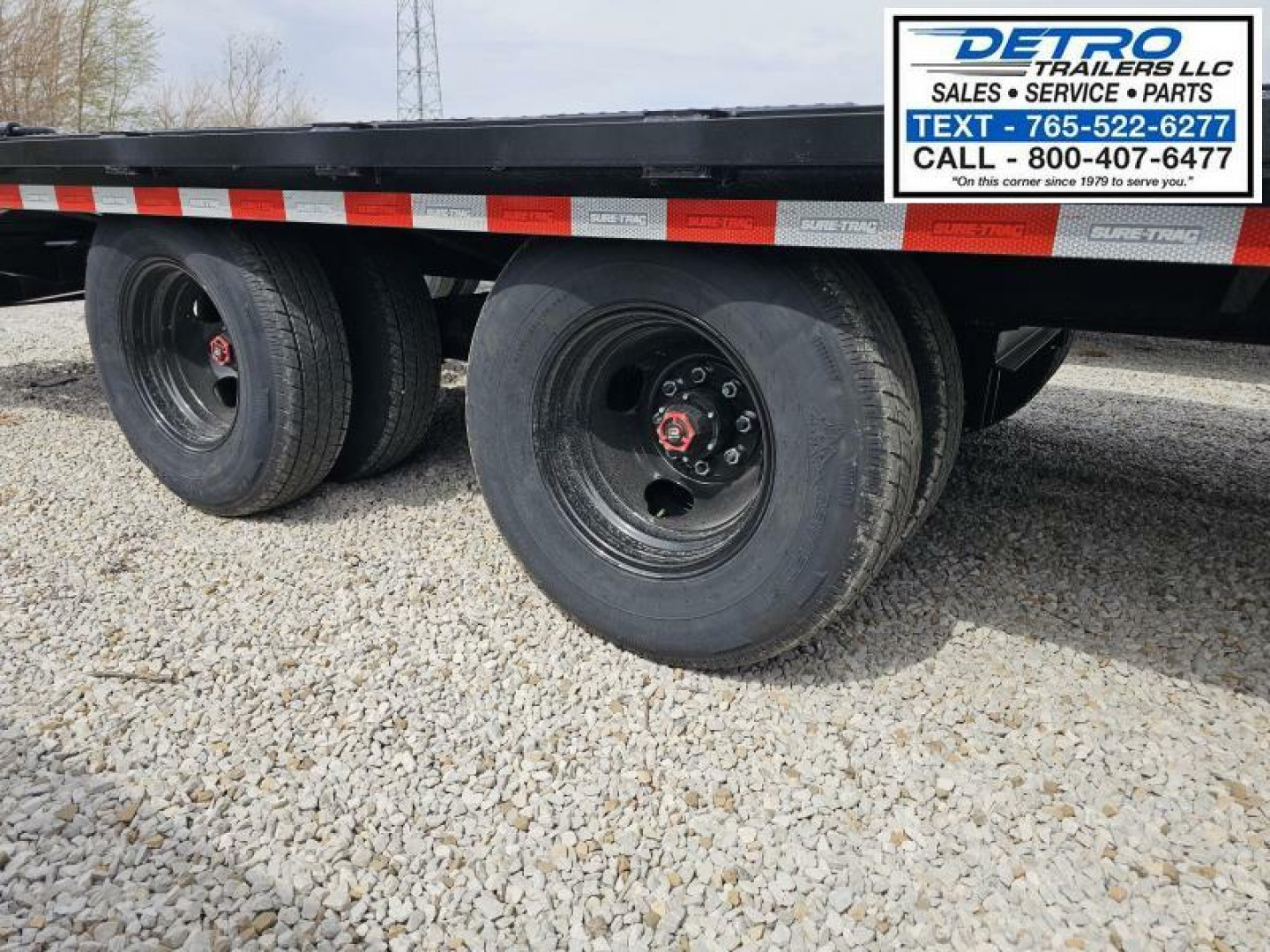New 2025 Sure-Trac 102" x 25' (20+5) 25.9K HD Gooseneck Low Profile Beavertail Deckover Trailer