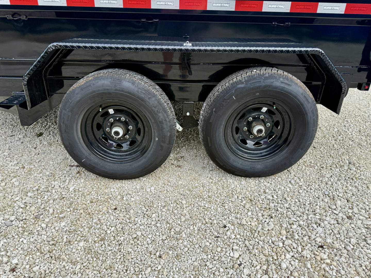 New Sure-Trac 6X10 10K Single Ram Dump Trailer