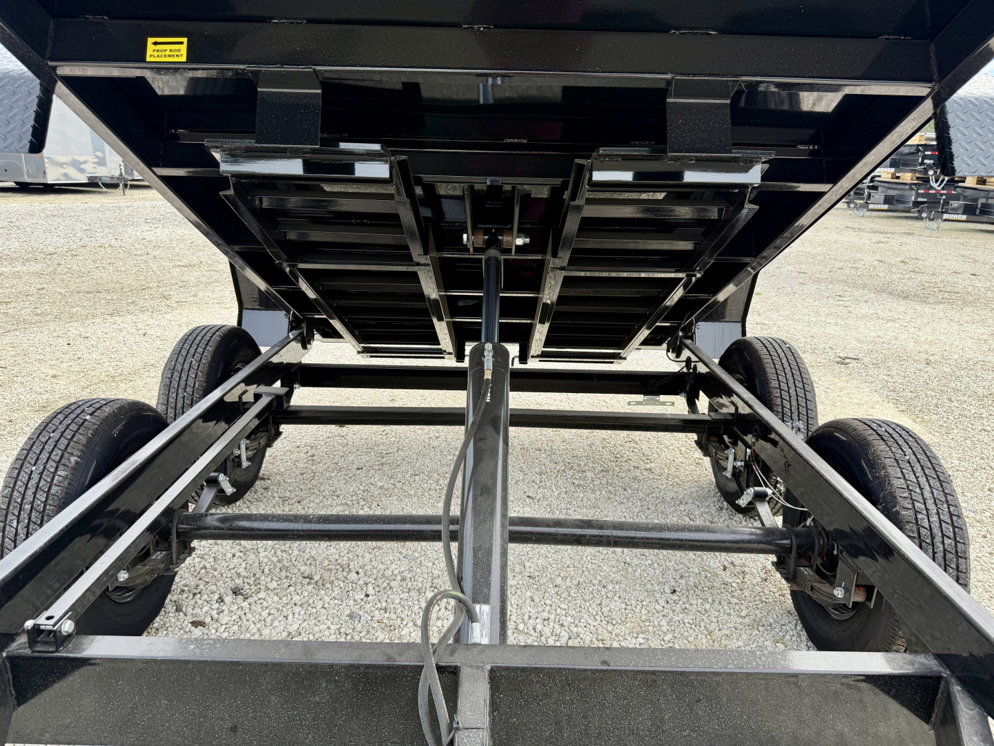 New Sure-Trac 6X10 10K Single Ram Dump Trailer