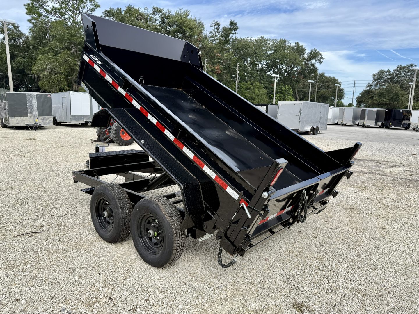 New Sure-Trac 6X10 10K Single Ram Dump Trailer