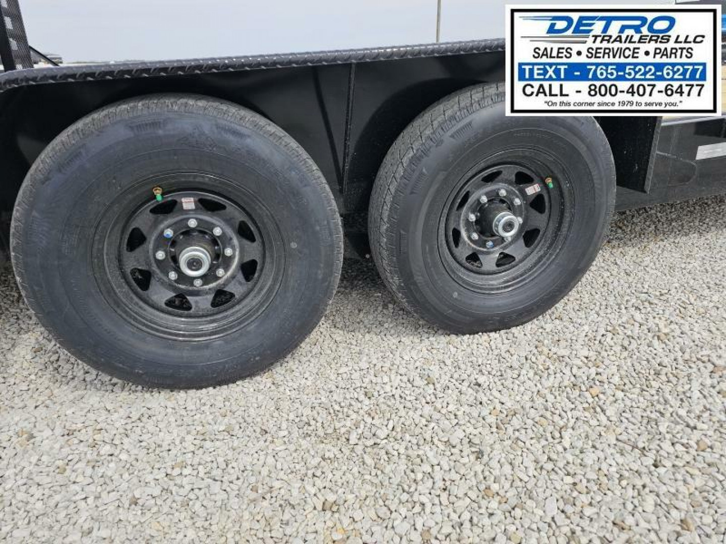 New 2025 Sure-Trac 82" x 22' (18+4) 14K Split Bed Tilt Equipment Trailer