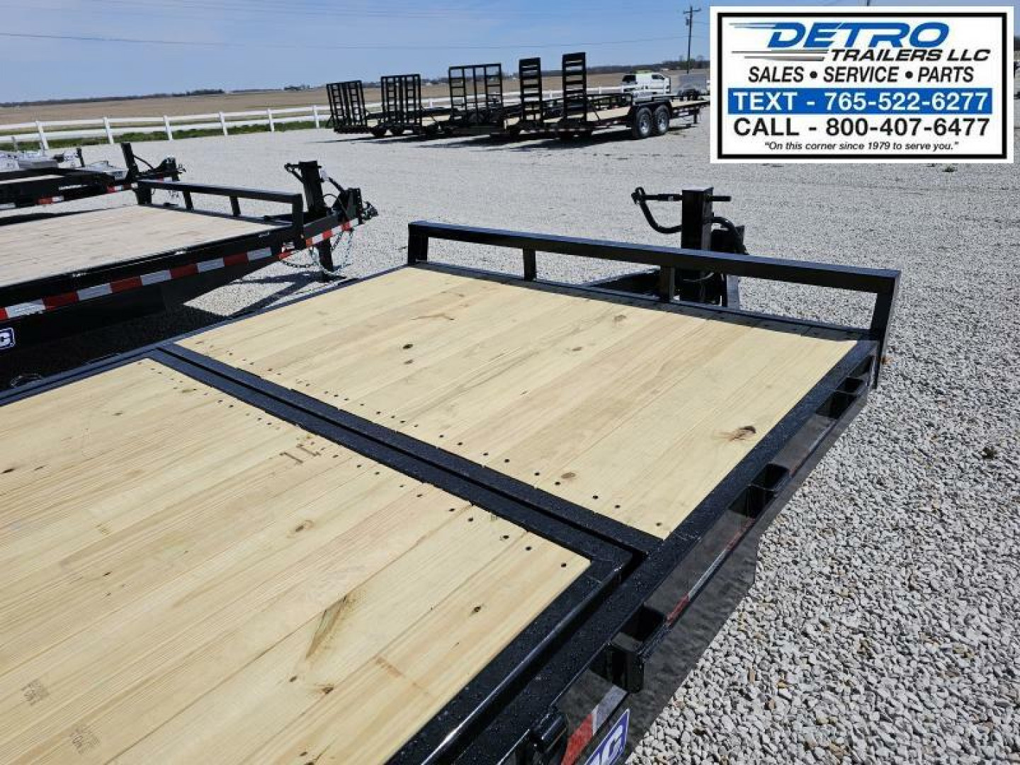 New 2025 Sure-Trac 82" x 20' (16+4) 14K Split Bed Tilt Deck Equipment Trailer