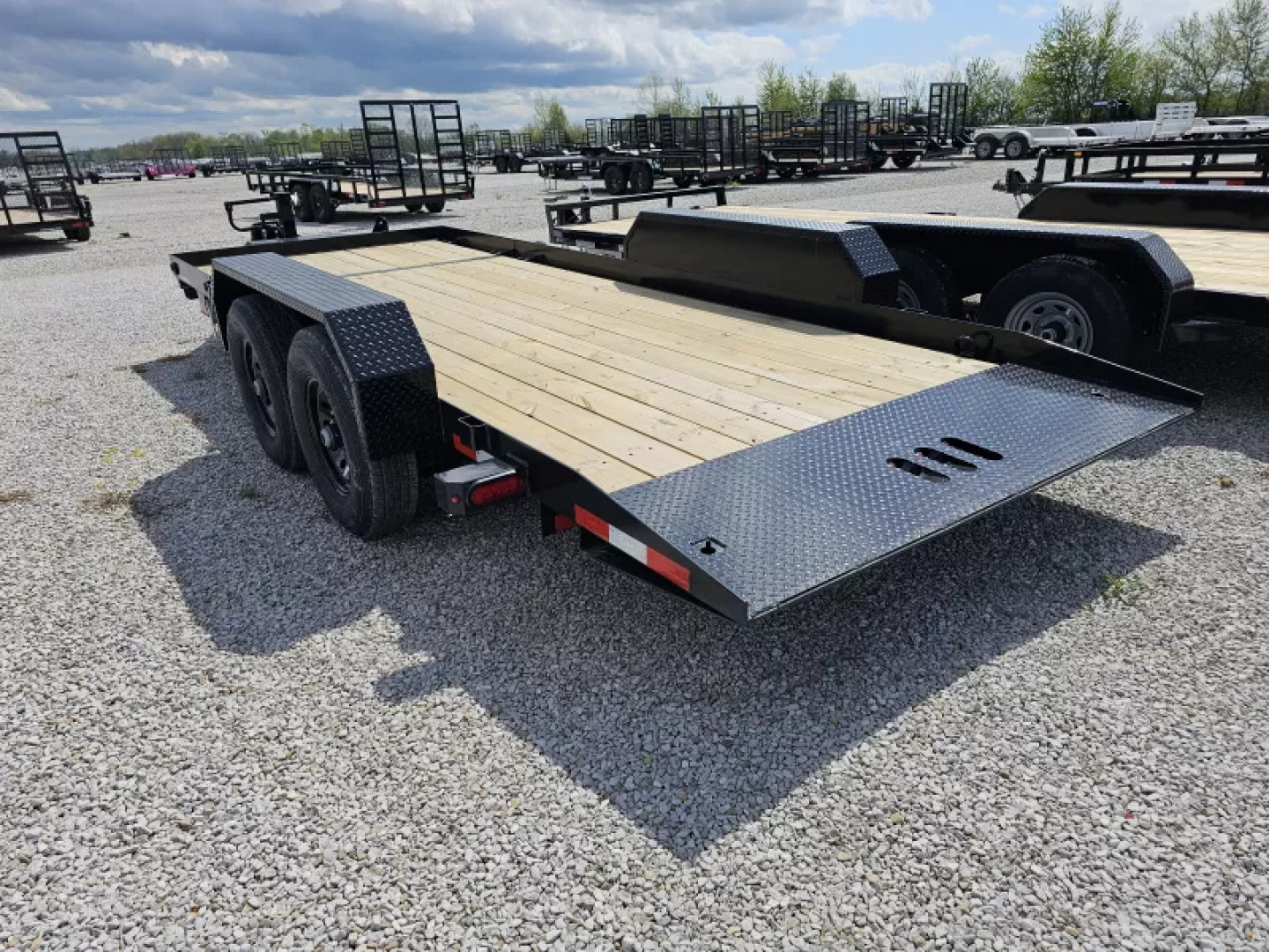 New 2025 Cam Superline 102" x 19' (15+4) 7 Ton Split Deck Tilt Trailer
