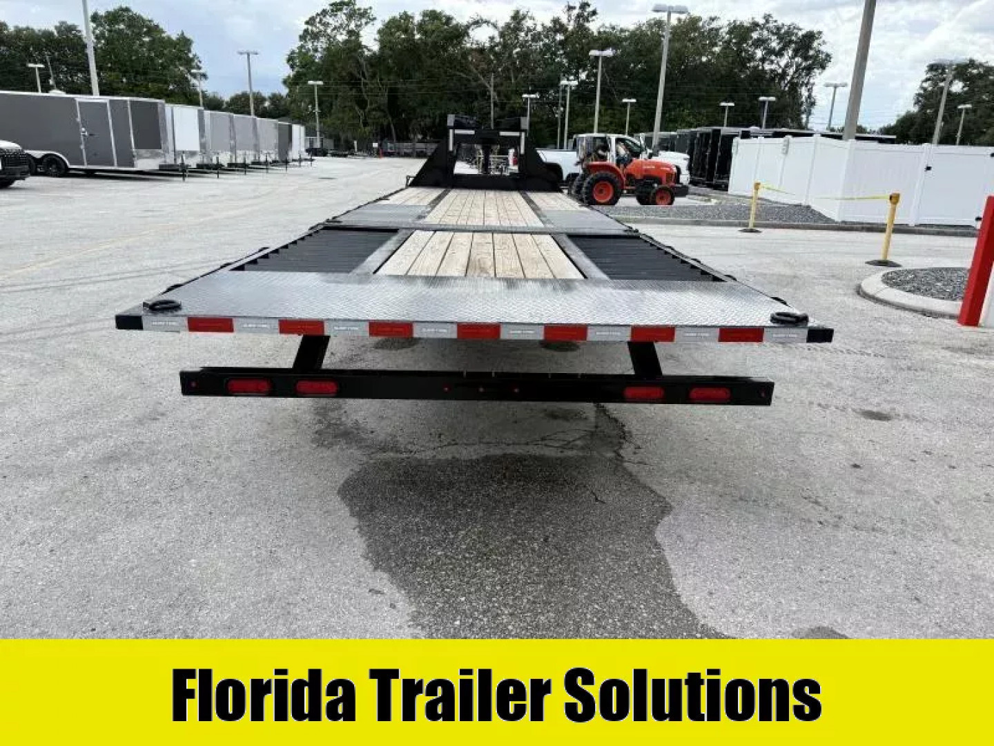 New 2025 Sure-Trac 85.x20+10 HD LP GN 22.5K Deckover Trailer