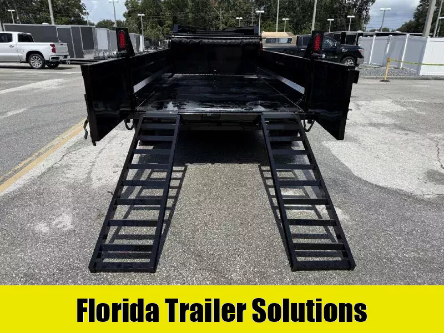 New 2025 Sure-Trac 82x14 Telescopic LP GN 14K Dump Trailer