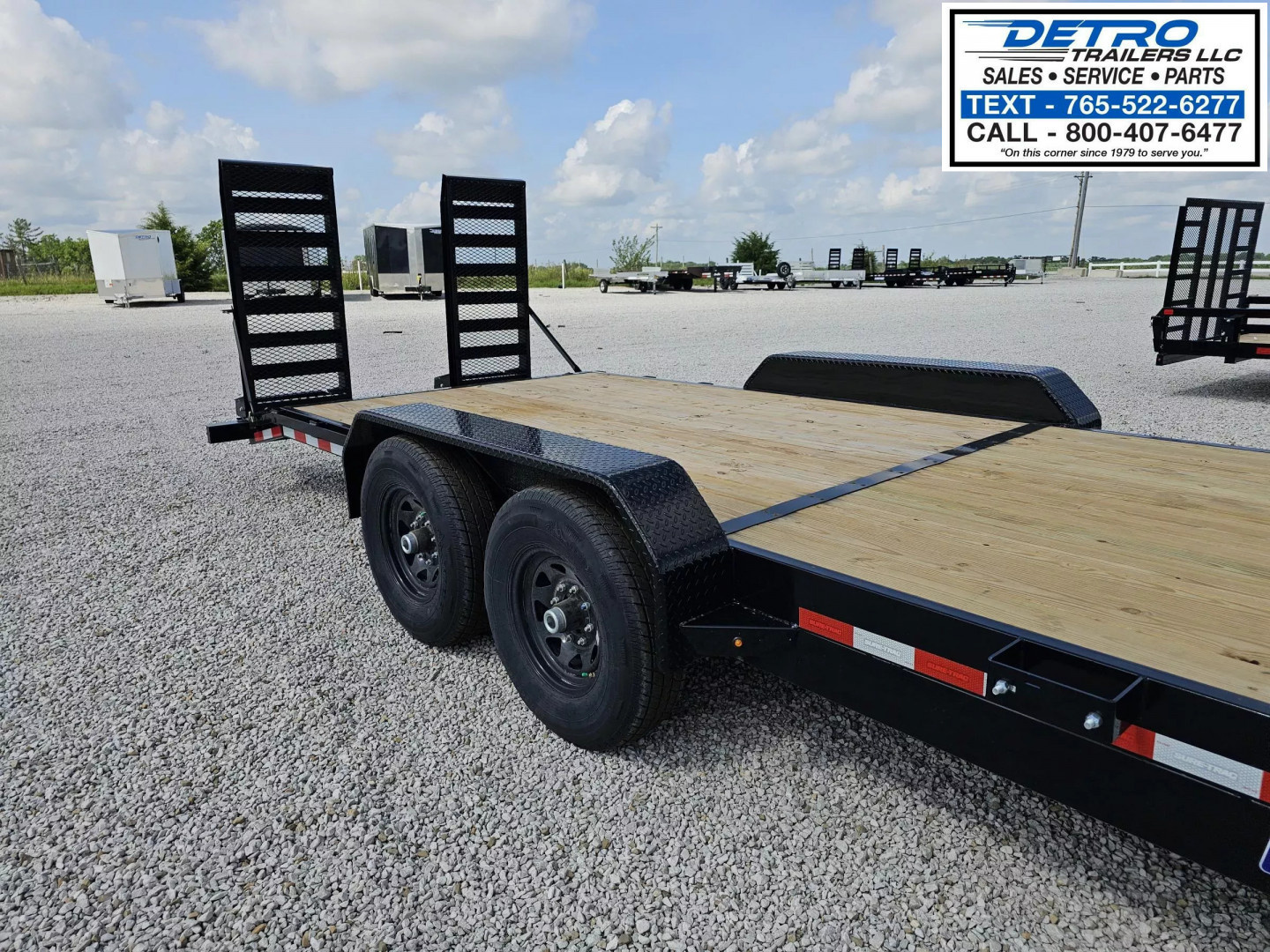 New 2025 Sure-Trac 82" x 24' (22+2) 14K Equipment Trailer