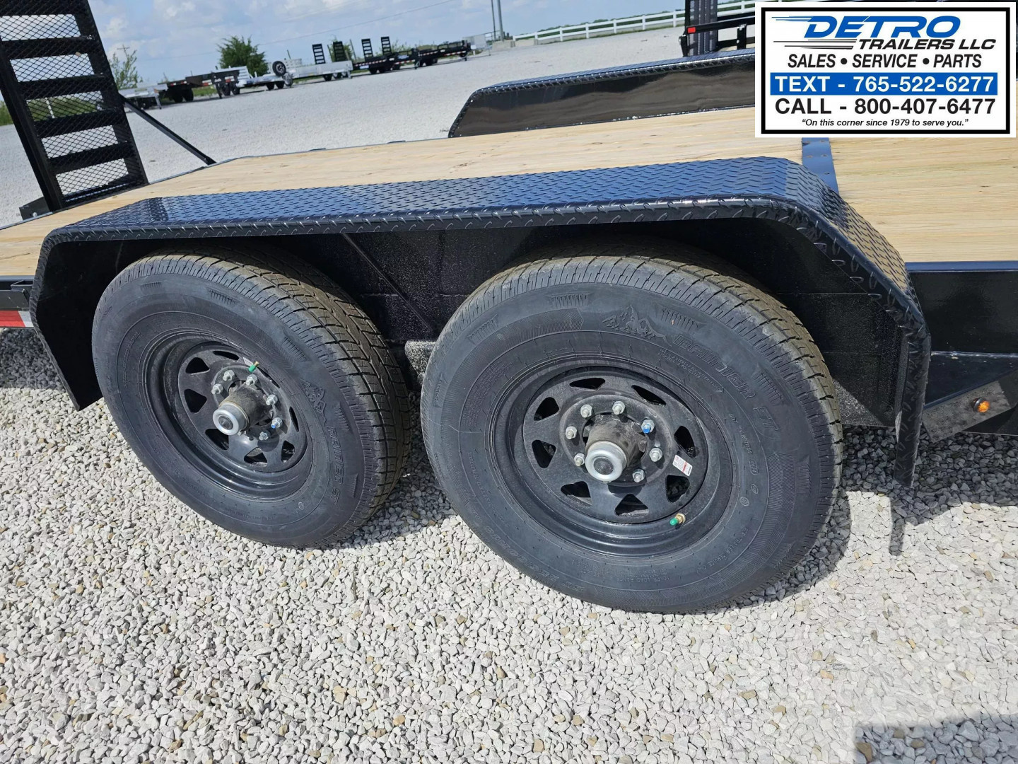 New 2025 Sure-Trac 82" x 24' (22+2) 14K Equipment Trailer