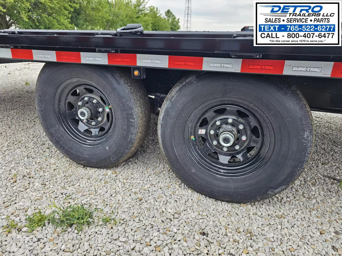 New 2025 Sure-Trac 102" x 24' 15K HD Power Tilt Full Bed Deckover Trailer w/ Hydraulic Jack