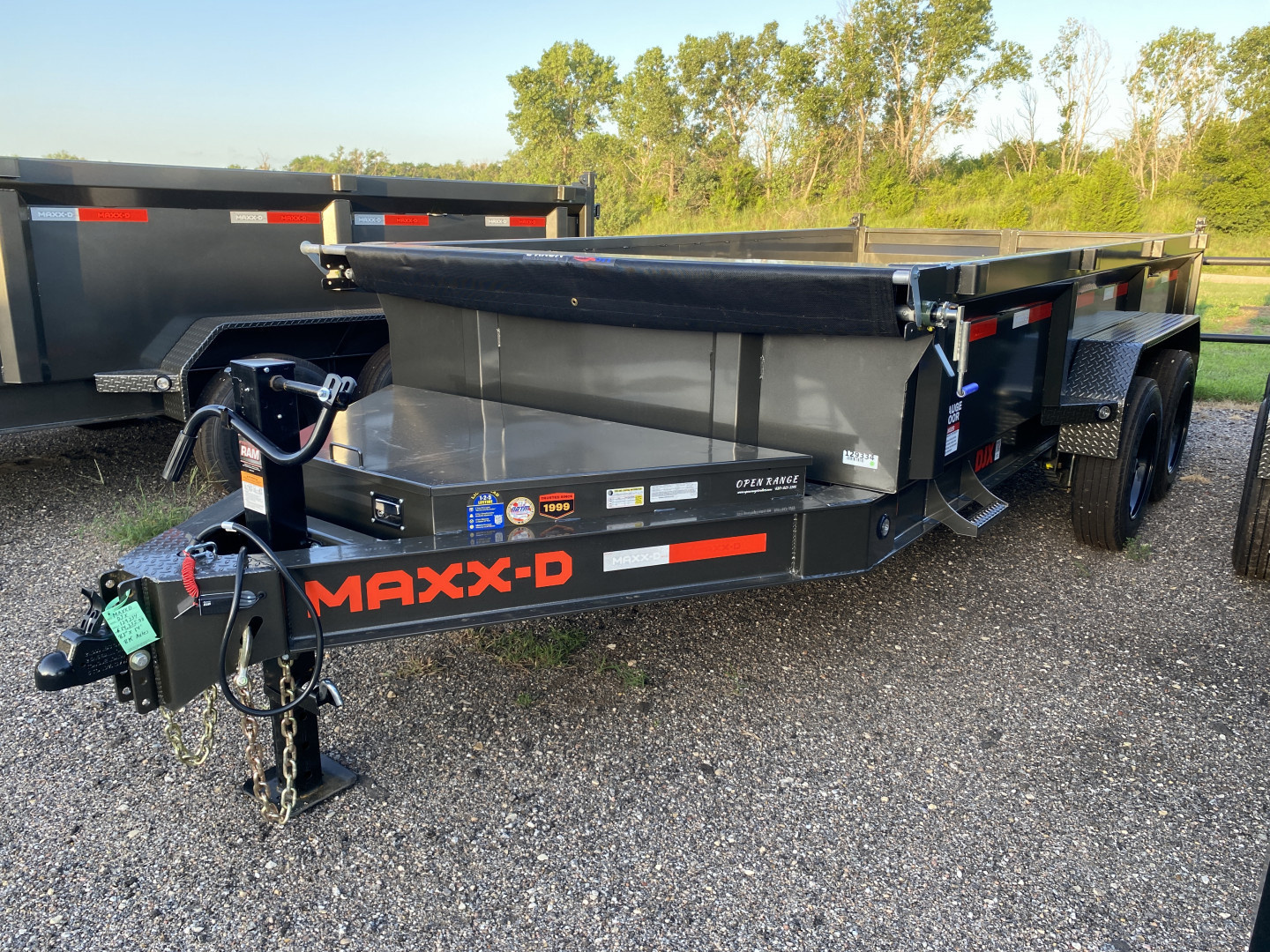 New 2026 MAXX-D DJX 83x14 Dump Trailer