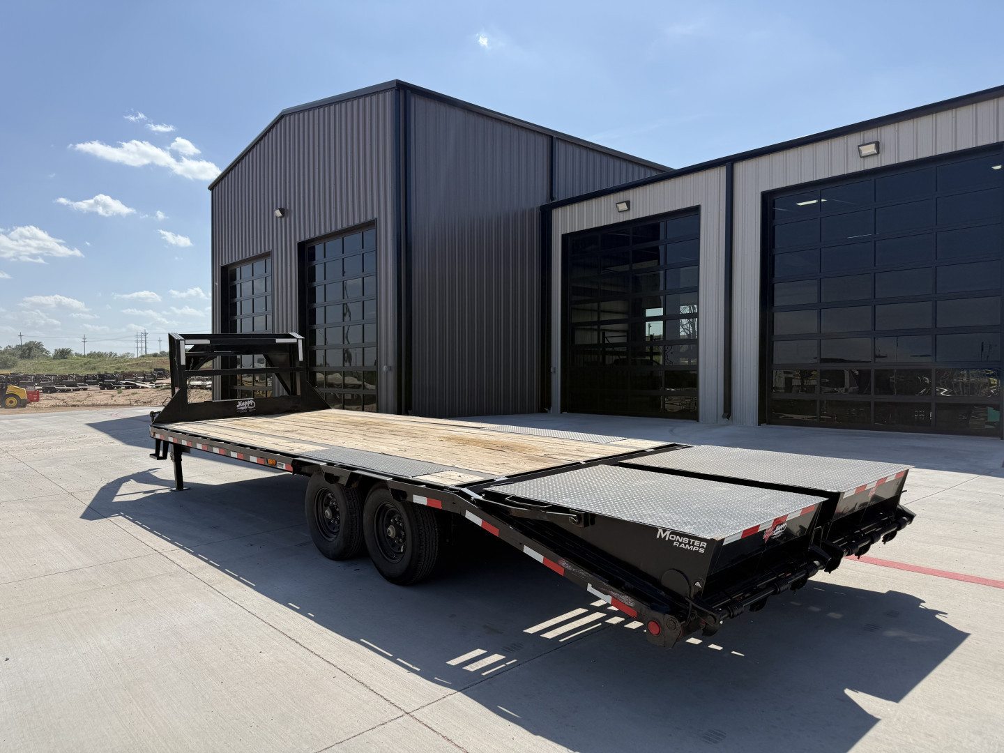 Used PJ Trailers 102"x25' Low Pro Flatdeck w/ Singles- LS