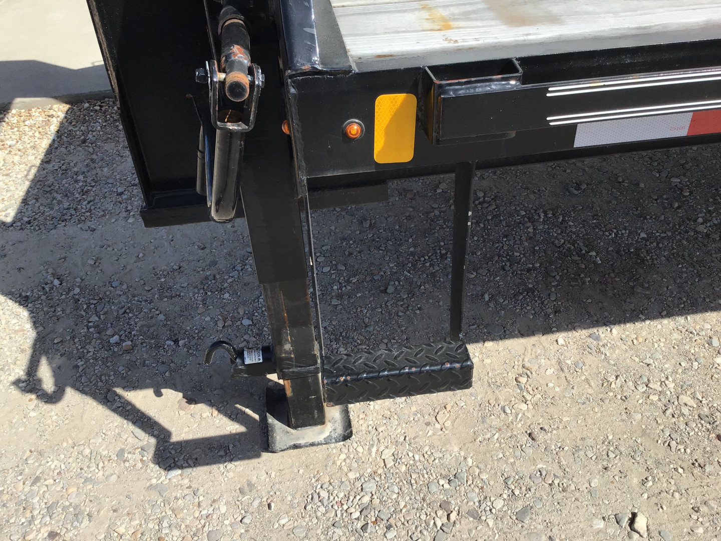 Used 2024 TrailMaxx 102"x40' GN Flatbed