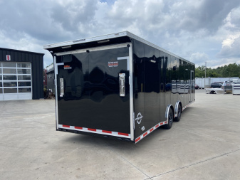 New United PREM 30' Race Trailer