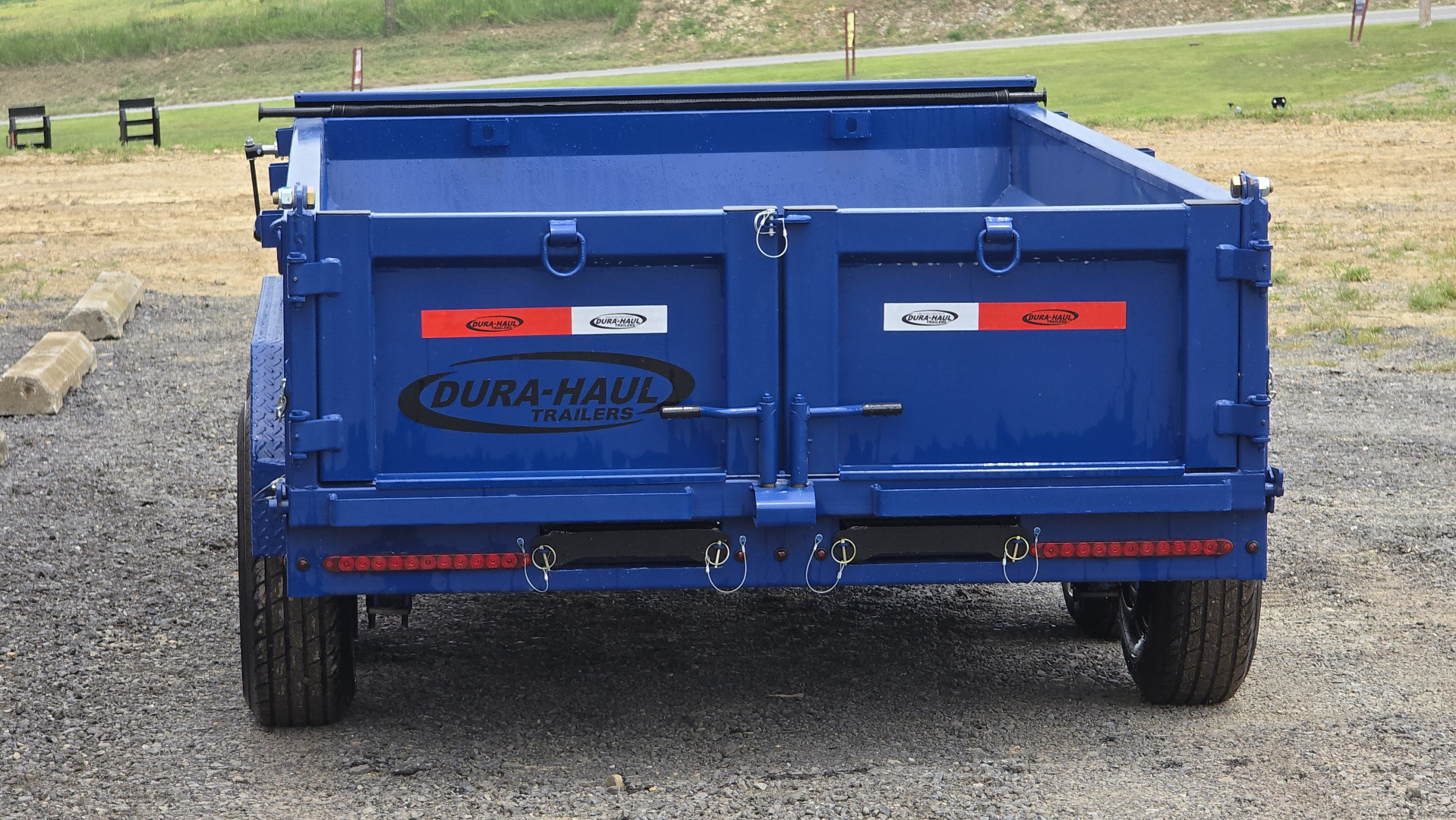 New Dura-Haul Dump Trailer / 60"x10' / 10.4k GVWR