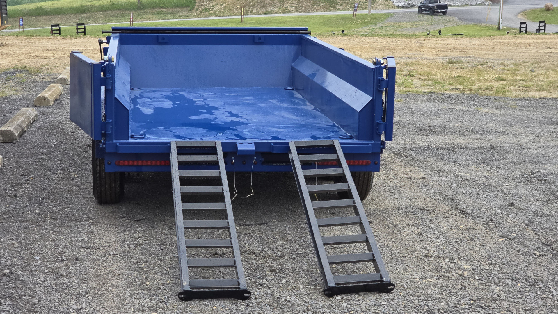 New Dura-Haul Dump Trailer / 60"x10' / 10.4k GVWR